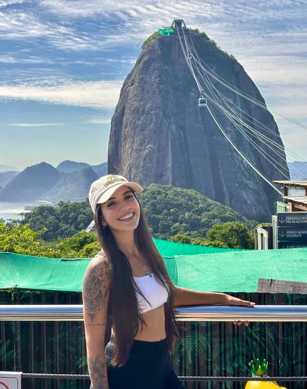 Anne Caroline at Sugarloaf Mountain (Pão de Açúcar) in Rio de Janeiro